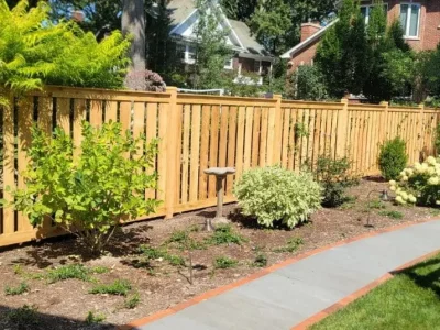 residential-wood-fence-chicago-illinois-1024x536-1.webp